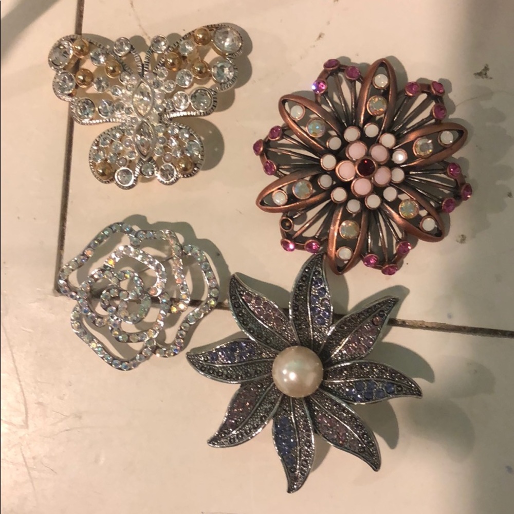 Brooches from Premier Designs